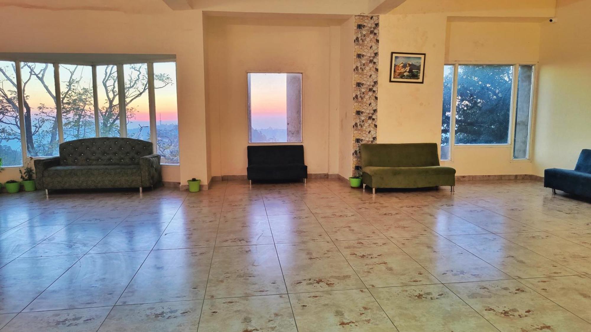 The Ashoka Inn 300Mts Walkable From Mall Road Shimla Esterno foto