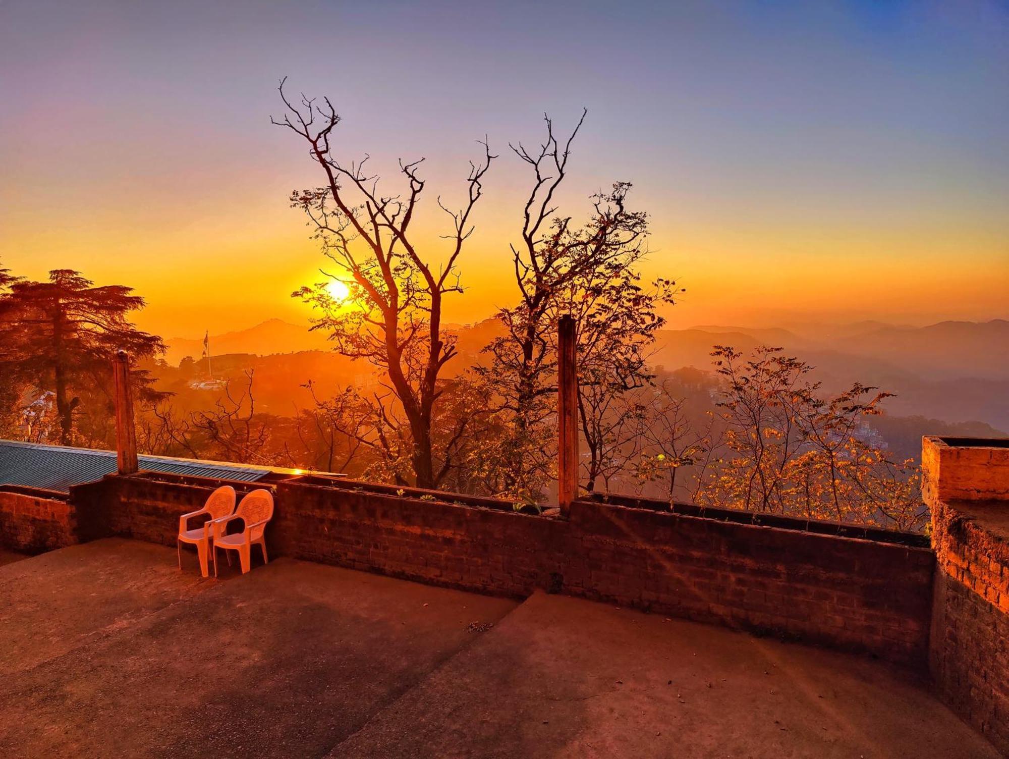 The Ashoka Inn 300Mts Walkable From Mall Road Shimla Esterno foto
