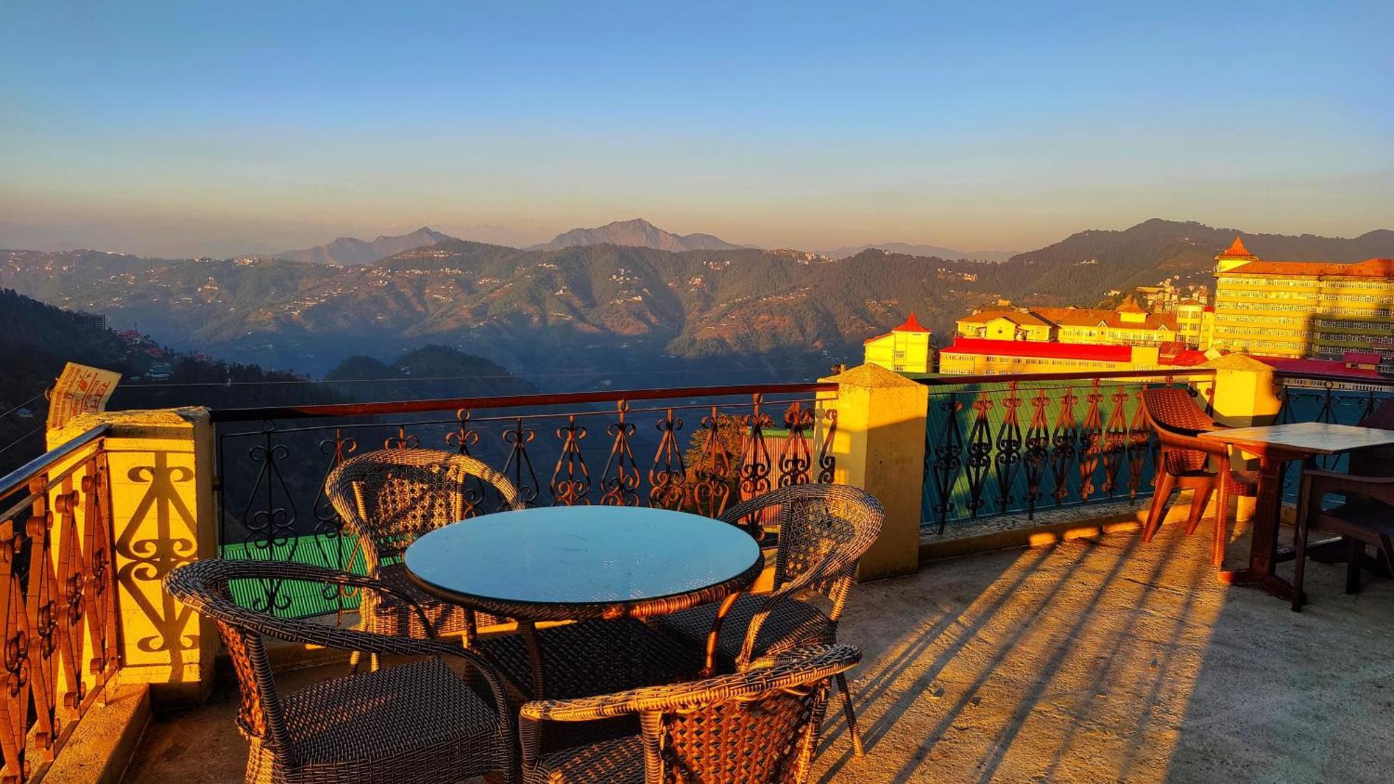 The Ashoka Inn 300Mts Walkable From Mall Road Shimla Esterno foto