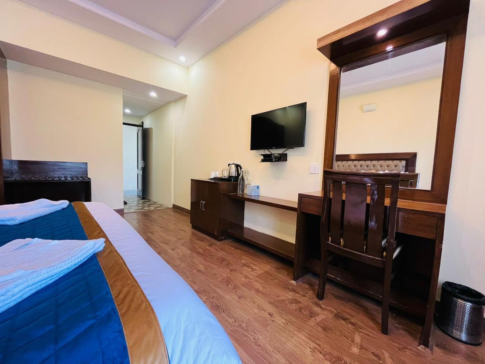 The Ashoka Inn 300Mts Walkable From Mall Road Shimla Esterno foto