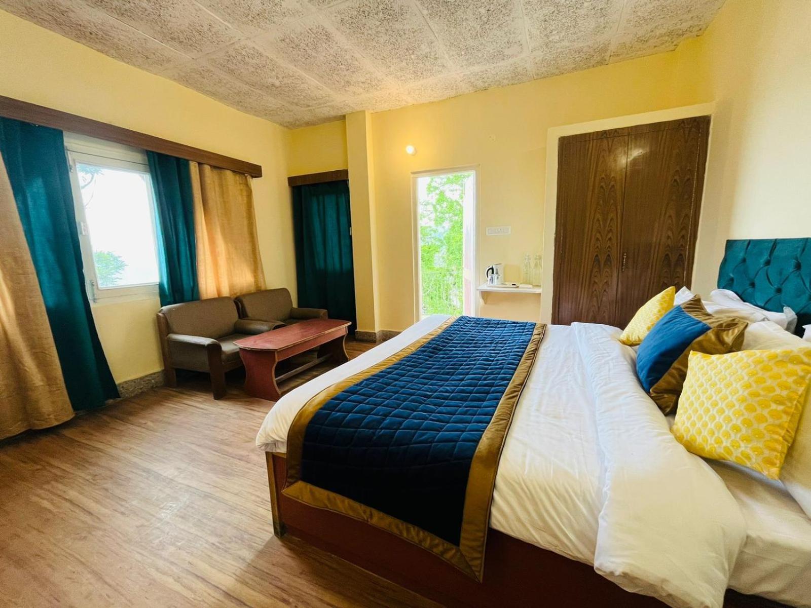 The Ashoka Inn 300Mts Walkable From Mall Road Shimla Esterno foto